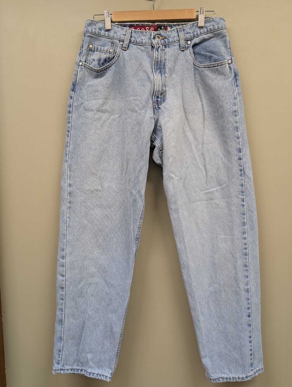 Vintage 90's USA Silver Tab Loose Levi's Jeans Size Medium 13/14